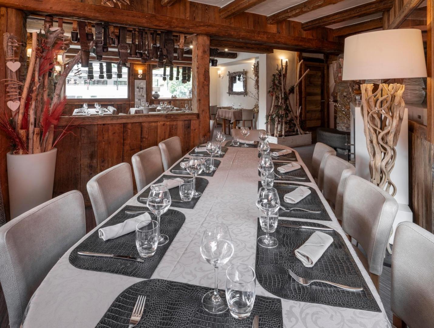 Eterlou Hotel